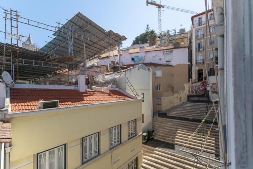 Loft Mouraria Lägenhet Lisboa Exteriör bild