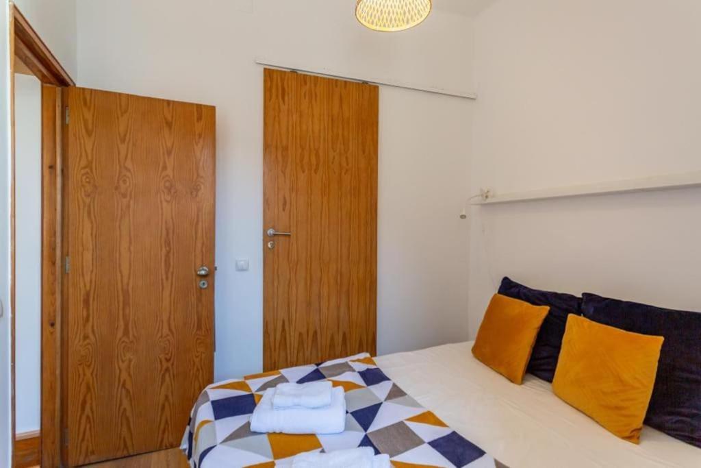 Loft Mouraria Lägenhet Lisboa Exteriör bild