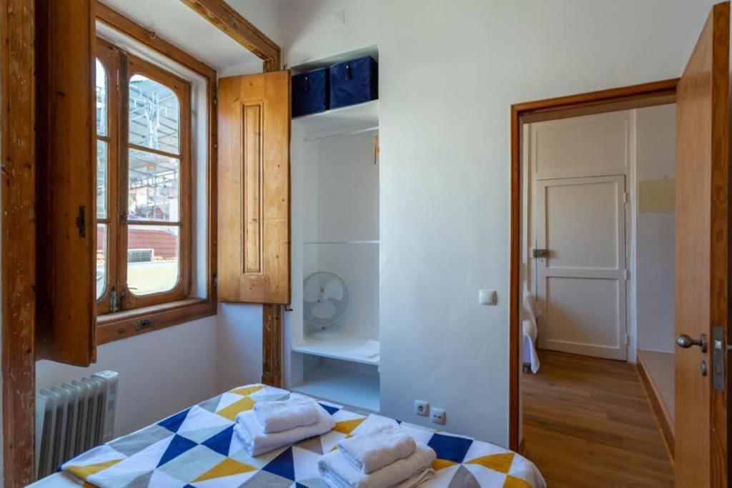Loft Mouraria Lägenhet Lisboa Exteriör bild