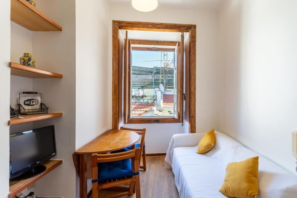 Loft Mouraria Lägenhet Lisboa Exteriör bild