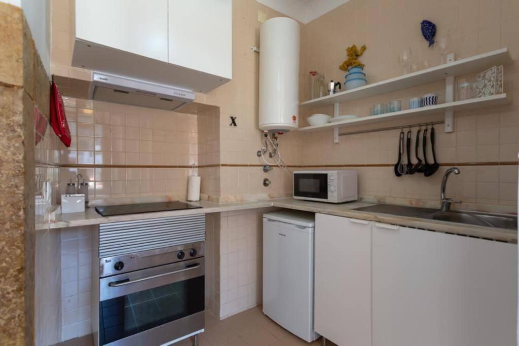 Loft Mouraria Lägenhet Lisboa Exteriör bild
